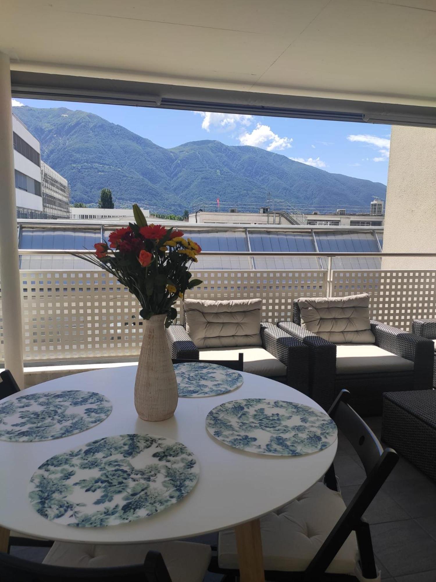 Casa Renoir - Schritte Zum Zee Apartment Locarno Ngoại thất bức ảnh