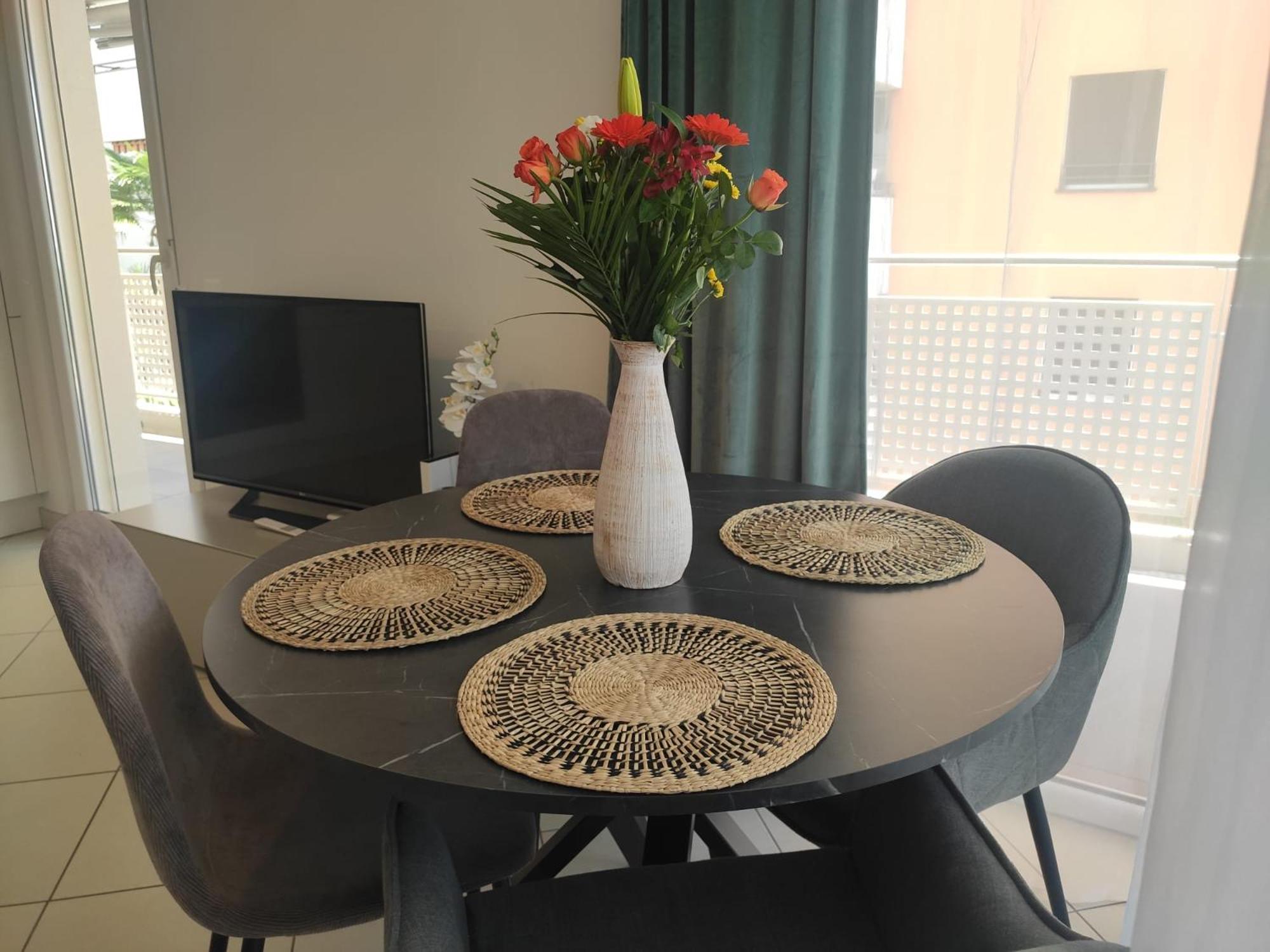 Casa Renoir - Schritte Zum Zee Apartment Locarno Ngoại thất bức ảnh